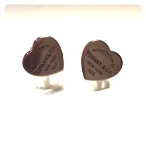 Return to tiffany's studs