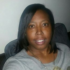 Meet your Posher, Aja