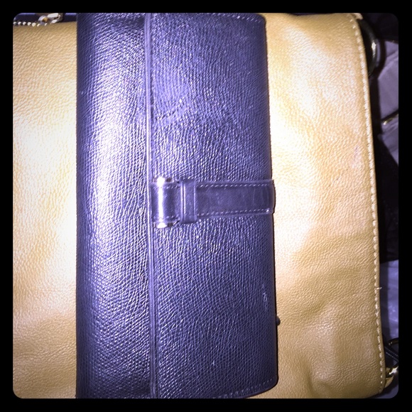 Authentic Tumi wallet - Picture 1 of 3