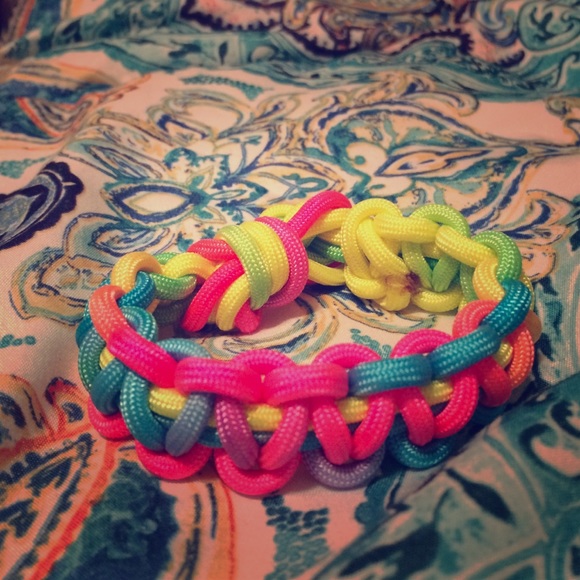 Para cord bracelet (handmade)