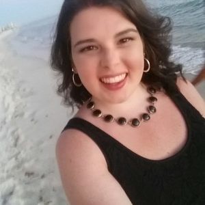 Meet your Posher, Sarah leslie