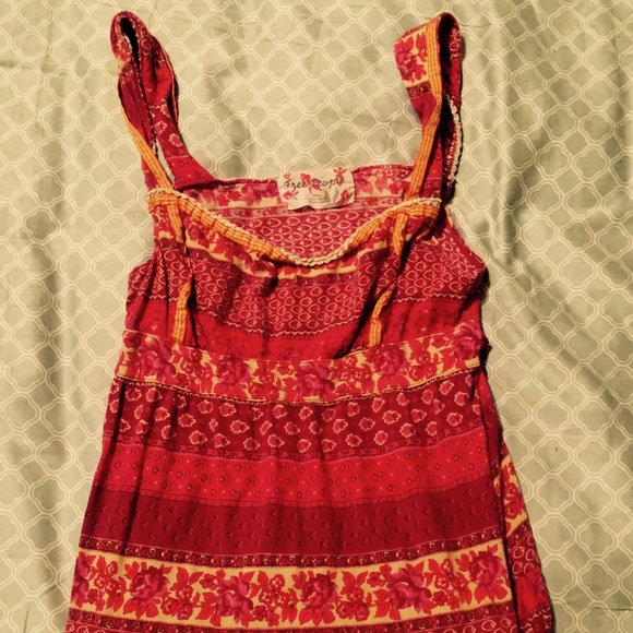 Free People Boho top. - Picture 2 of 4