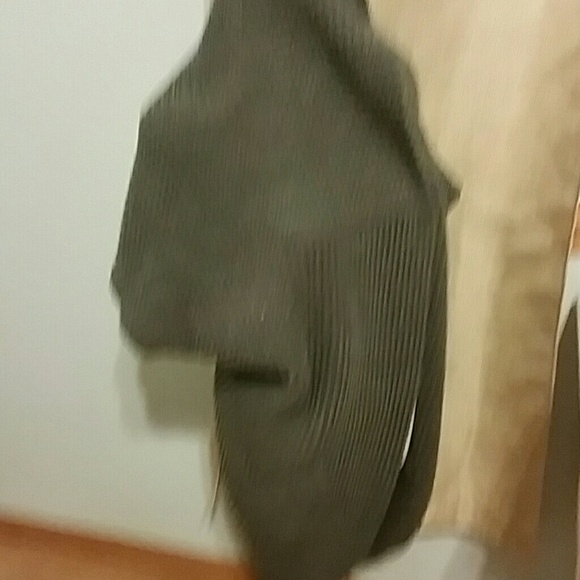 Oversized Cardigan - Picture 4 of 4