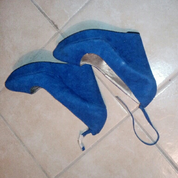 Charolette Russe Royal blue wedges