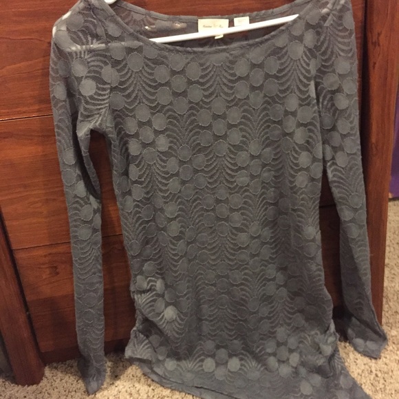 Long lace top - Picture 1 of 2