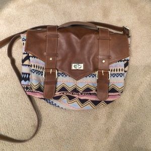 Tribal travel bag