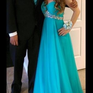 Beautiful Teal Prom Dress
