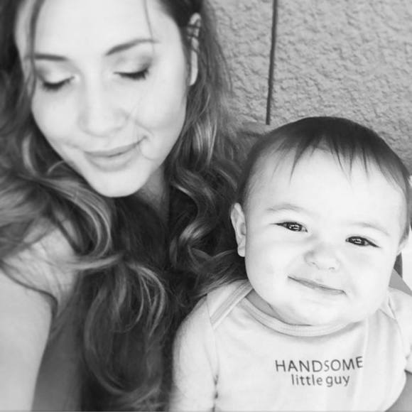 Meet your Posher, Justine - Picture 1 of 1