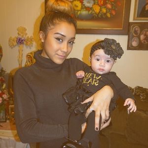 Meet your Posher, Leslie