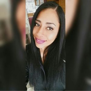 Meet your Posher, Ana