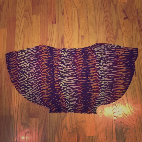 Winged flowy printed top - Picture 1 of 2