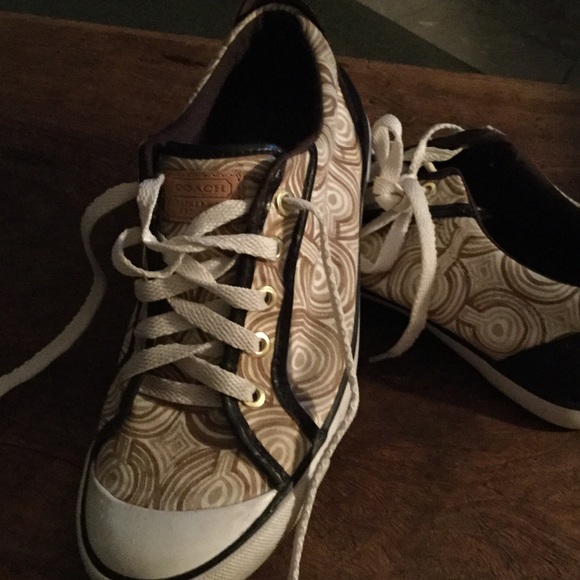 Coach shoes size 8.5
