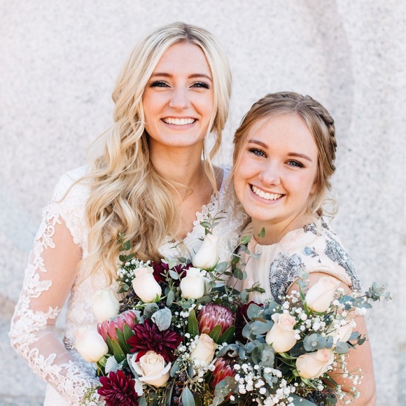 Meet your Posher, Taylor - Picture 1 of 1