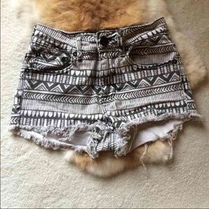 Tribal print bullhead shorts