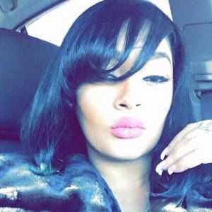 Meet your Posher, Iris