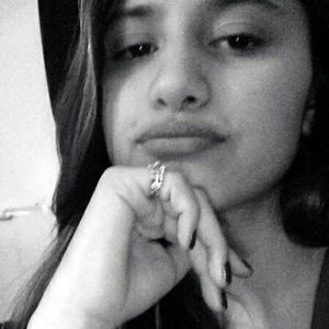 Meet your Posher, Alyssa