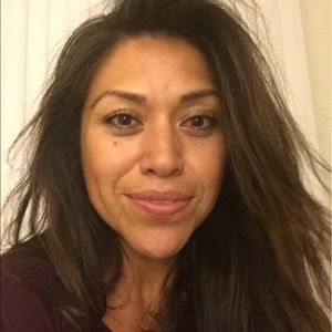 Meet your Posher, Claudia