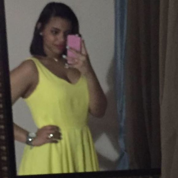 Meet your Posher, Jaronette - Picture 1 of 1