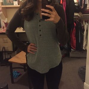 Free people comfy long sleeve!!