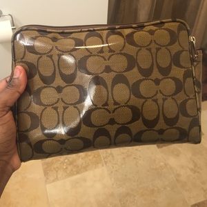 COACH cosmetic case