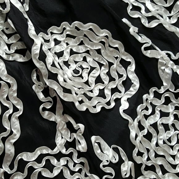 SOLD! NW Knee length black dress with white floral - Picture 2 of 4