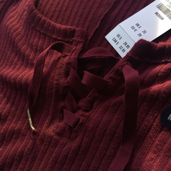 ribbed long sleeve / deep red