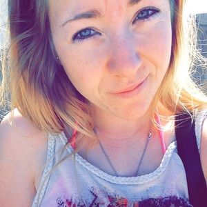 Meet your Posher, Alyssa