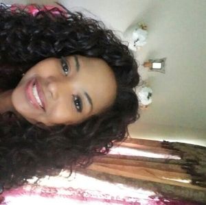 Meet your Posher, Tiawana