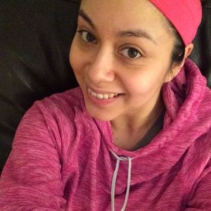 Meet your Posher, Eloina