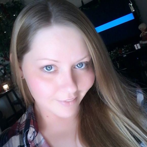 Meet your Posher, Tamara - Picture 1 of 1