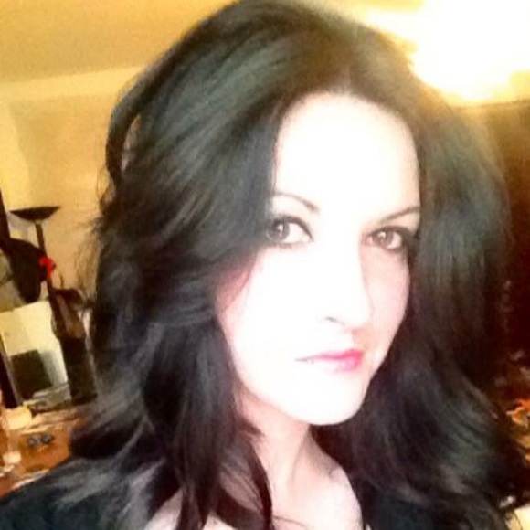 Meet Your Posher💕 - Picture 1 of 2