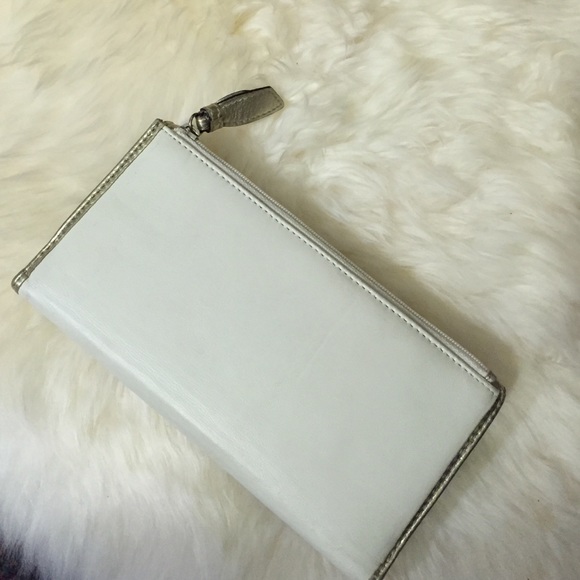 Coach wallet NEW WITHOUT TAGS - Picture 3 of 4