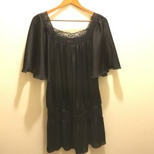 Torrid size 1 black satin drop waist tunic
