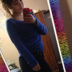 Meet your Posher, Ari