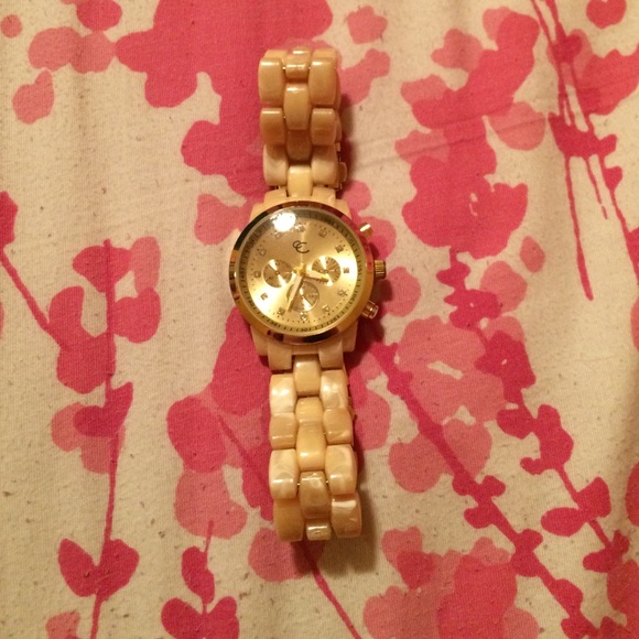 Watch - Picture 1 of 1