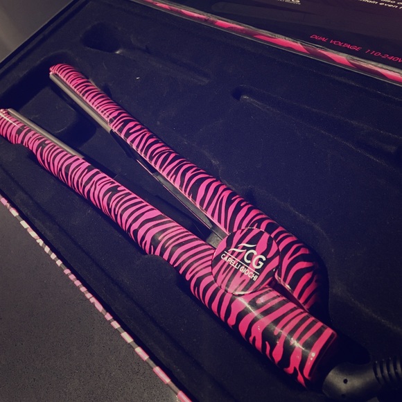 Capelli giochi professional hair straightener pink