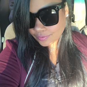 Meet your Posher, Jennyfer