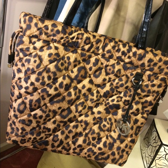 Michael Kors CHEETAH shoulder bag