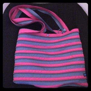 Pink and grey Zipit purse