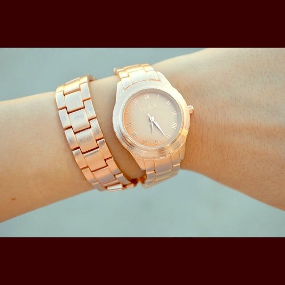 🌹Rose Gold Midas watch by Feral🌹