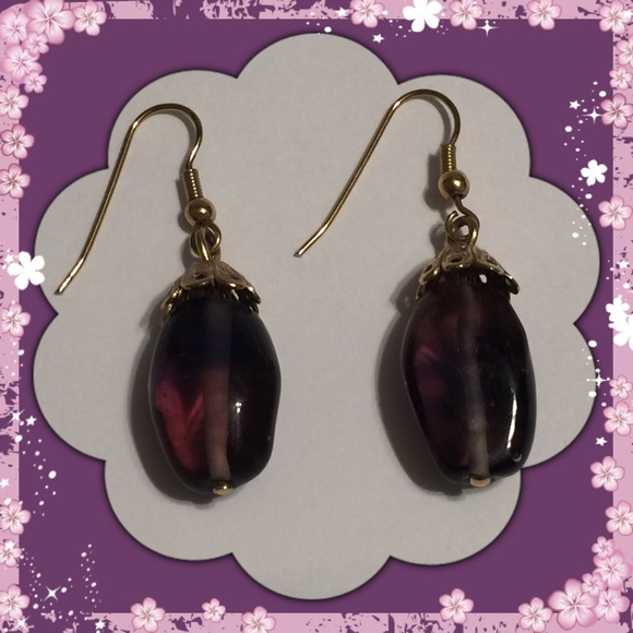 💜Genuine PURPLE QUARTZ Gold Ear
1 3/4" L - Picture 4 of 4