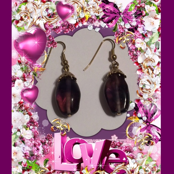 💜Genuine PURPLE QUARTZ Gold Ear
1 3/4" L - Picture 2 of 4