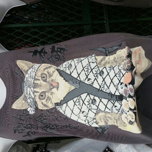 Meet your Posher, Lisa - Picture 1 of 1