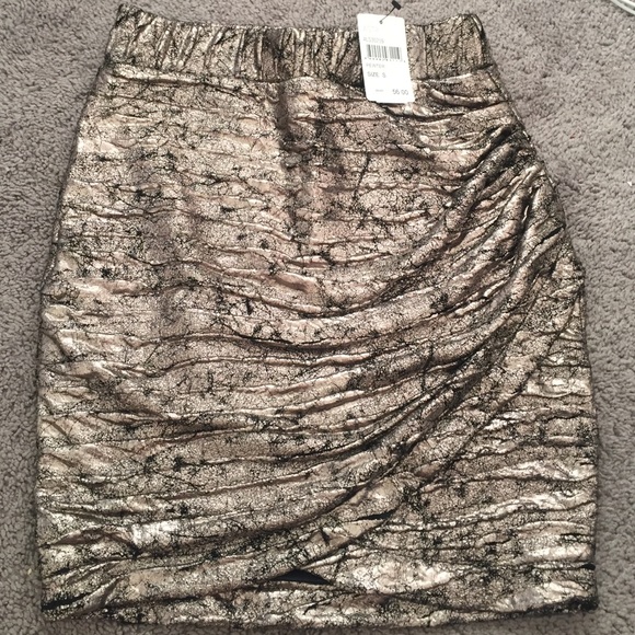 NWT ASTR Small metallic skirt