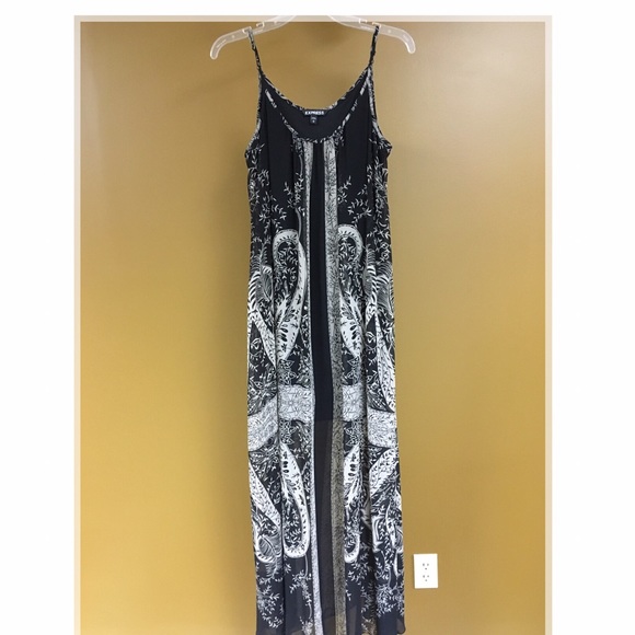 MUST GO TODAY!🚨 Must Go! Express Maxi. Size: M - Picture 1 of 3