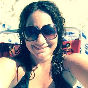 Meet your Posher, Lesley