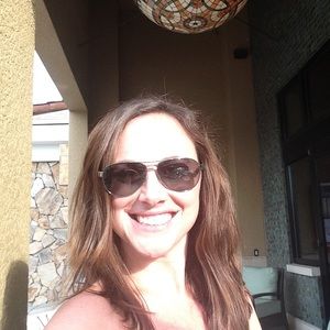 Meet your Posher, Tara