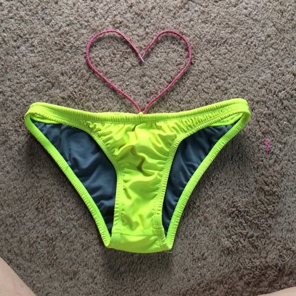 Medium highlighter yellow