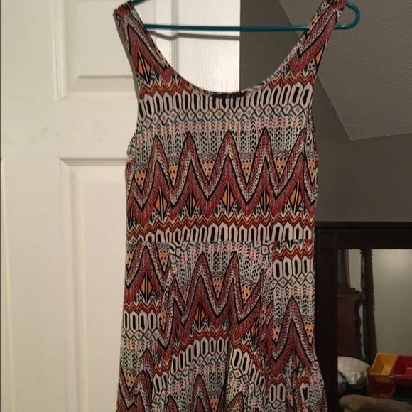 Dress - Picture 1 of 4