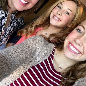 Meet your Posher, Lauren